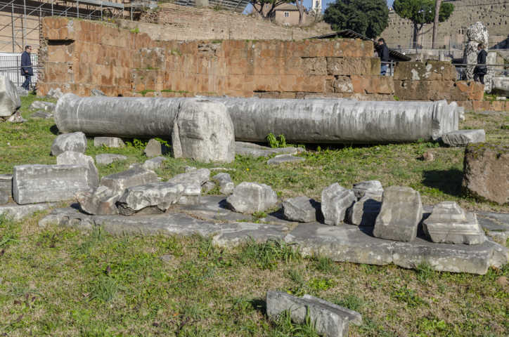 63 - Italia - Roma - Foro Romano - basilica Emilia